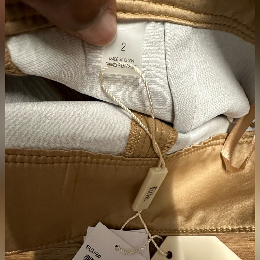 ELIE ELIE TAHARI Faux Leather Pencil Straight Tan Skirt - Picture 10 of 16